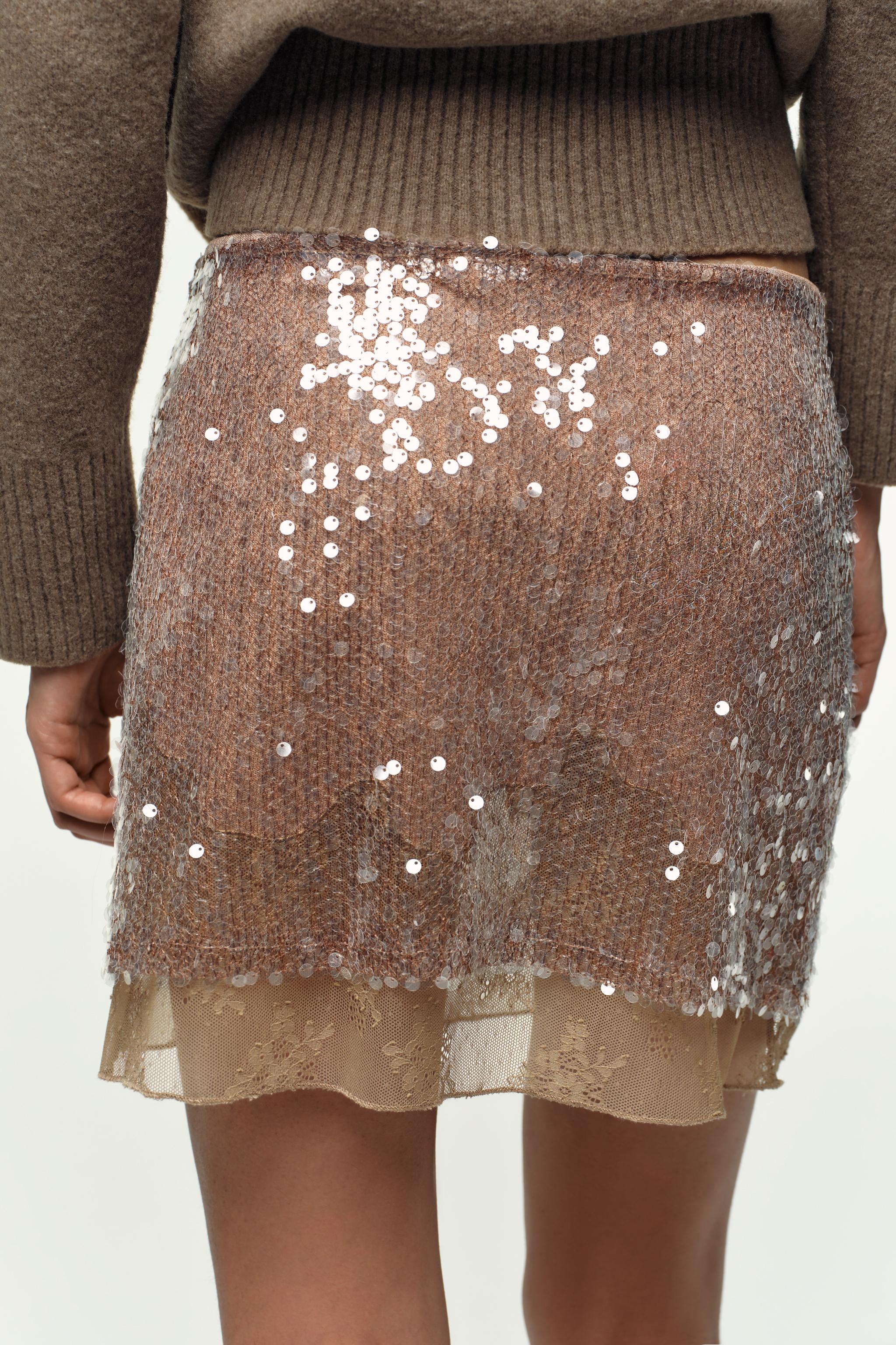 SEQUIN KNIT LACE MINI SKIRT